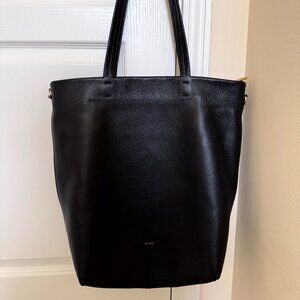 Authentic Cuyana Tall Easy Zipper Tote in Black